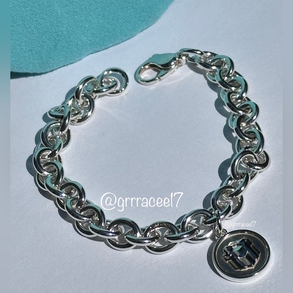 AUTH Tiffany & Co. bracelet w/ rare Lexicon giftbox charm🎁 - Picture 4 of 17